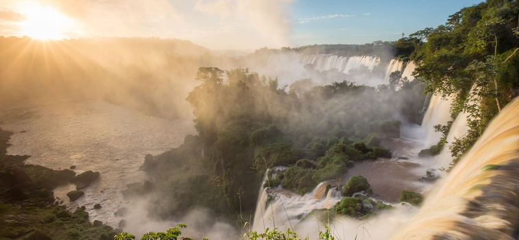 Seeing the South American Iguazu Falls in a whole new light