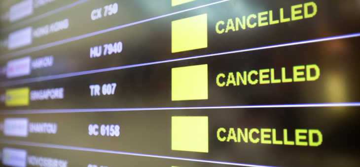 cancelled-airline-departure-board
