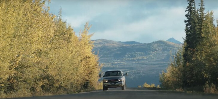 4WD on Yukon highway