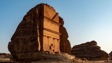 ruins of dadan in saudi arabia