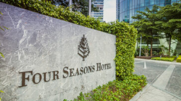 four seasons hotels sign