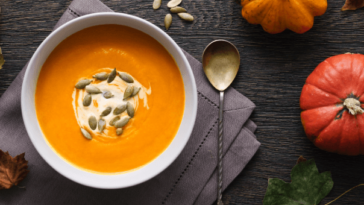 Delicious pumpkin soup with almonds