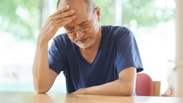 man struggling with memory loss