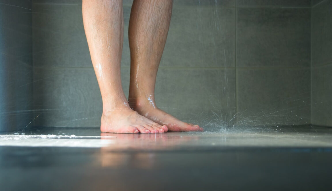 Should you shower in the morning or at night? YourLifeChoices