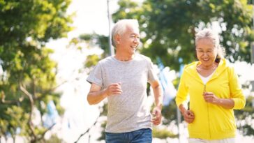 couple exercising after heart problems