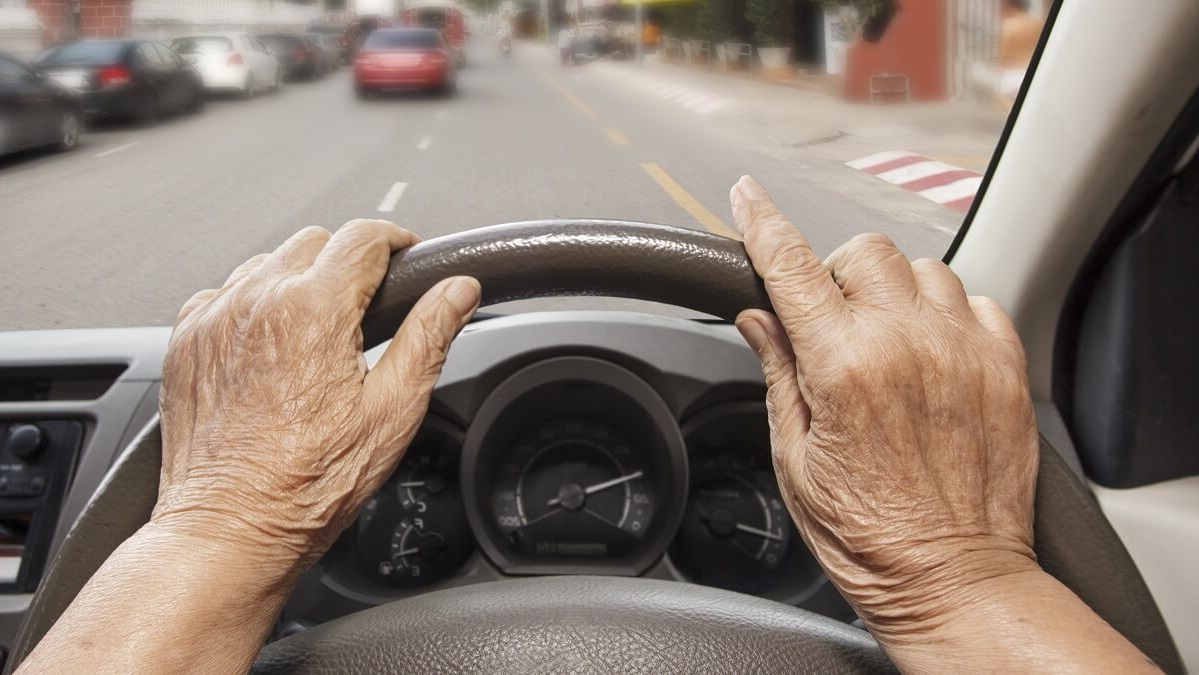 do older drivers pose a greater risk than others