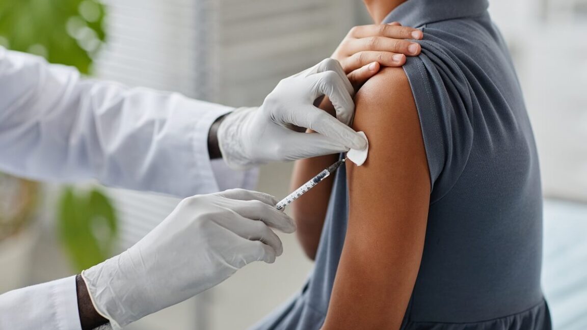 New shingles vaccine free for older Aussies from tomorrow | YourLifeChoices