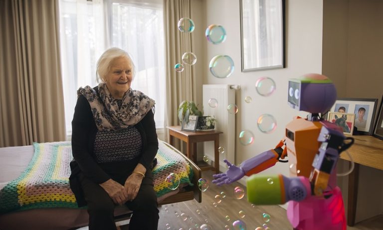 Fighting loneliness in aged care: Get to know the colourful AI robot ...