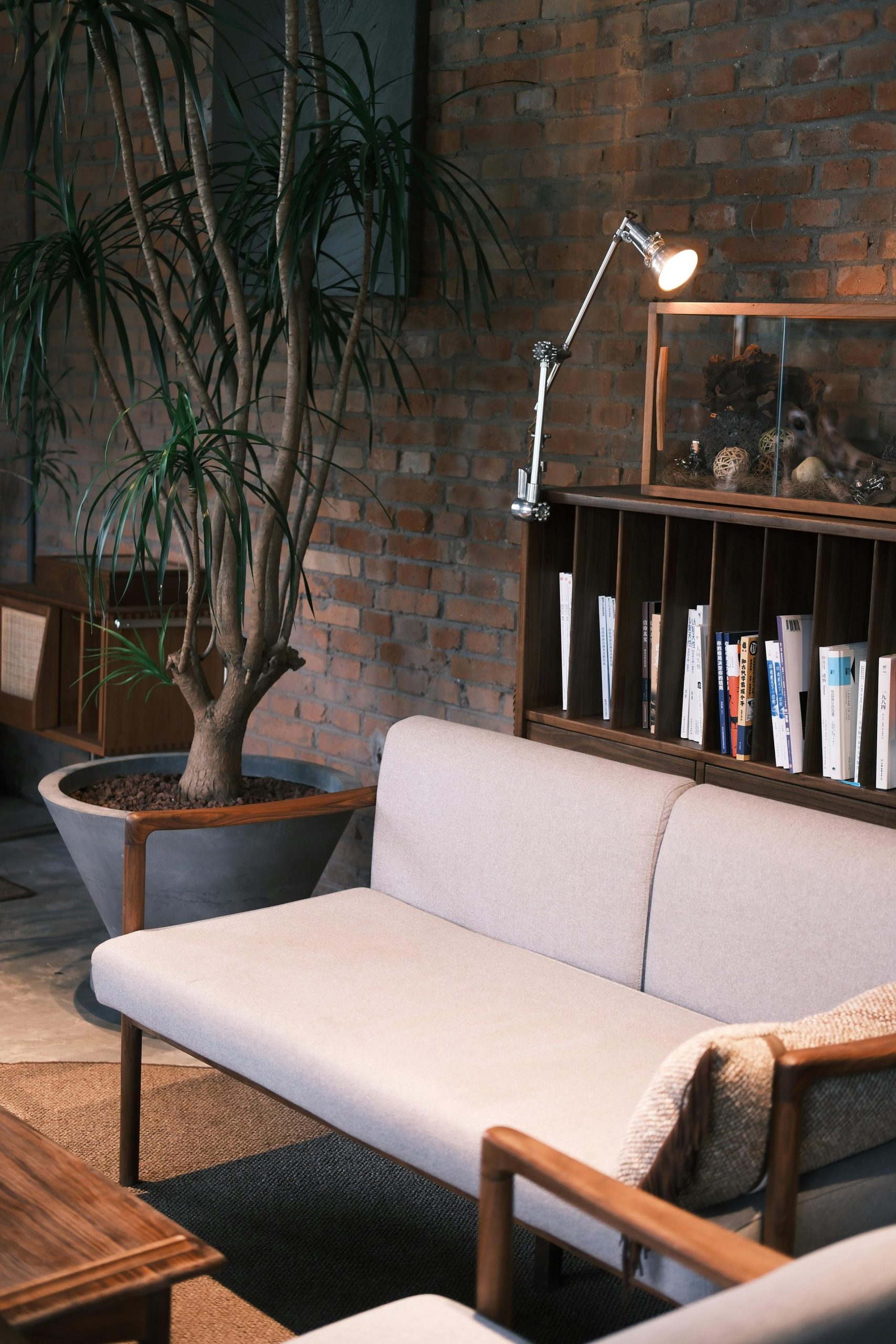Make small spaces feel grand with these bold design moves | YourLifeChoices