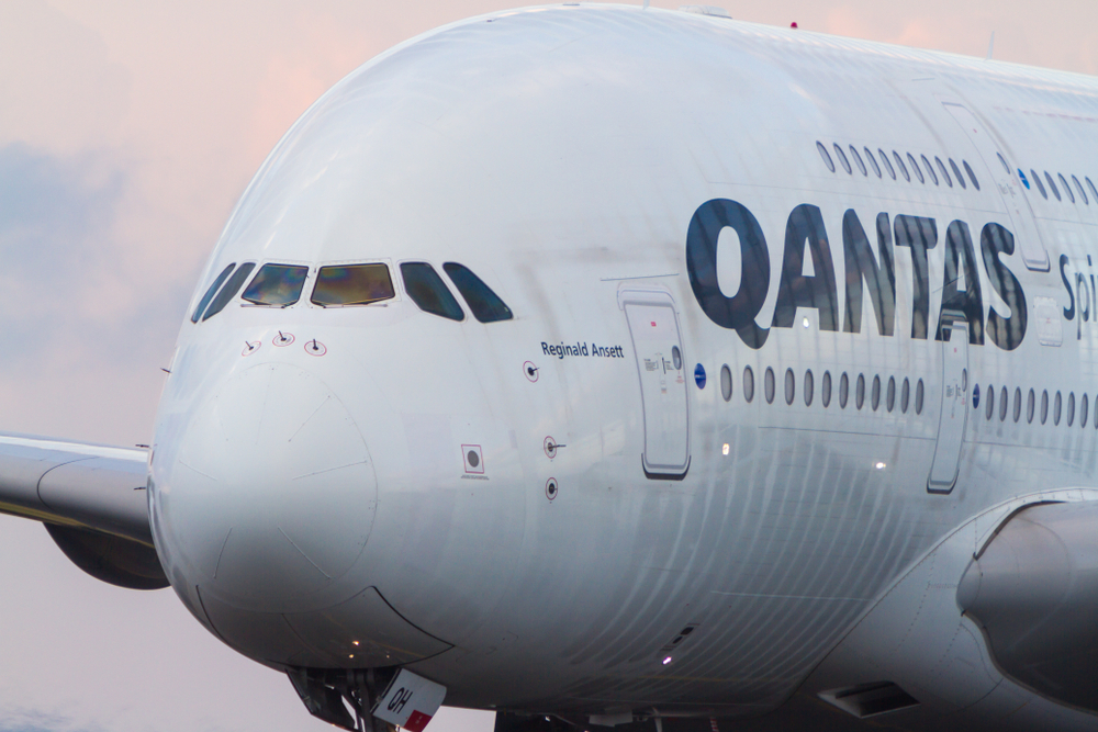 Qantas plane reversed course with 400 aboard—find out why | YourLifeChoices