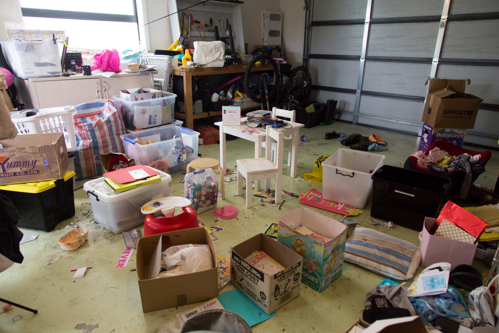 Let it go: Expert tips to declutter your life now | YourLifeChoices