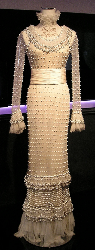 The fashion visionary who dressed the world’s most stylish women passes ...
