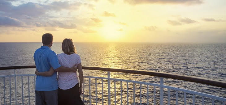 Survey reveals how love and cruising go hand in hand