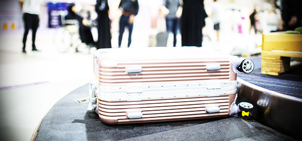 Sneaky travel tips: How to get your bags before everyone else