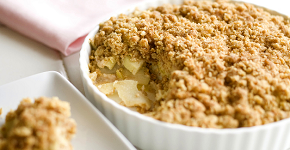 Apple and pear crumble, crumble, apple, with a kick