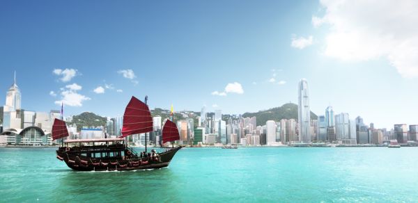 What to do on a Hong Kong layover