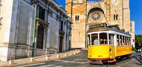 Fall in love with Lisbon